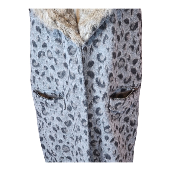 Jolt Leopard Print Wool Blend Vest, Faux Fur Collar, Size L – Chic & Cozy Layer - Picture 2 of 12